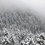 Breathtaking Mountain View 3 Bedrooms Apartment