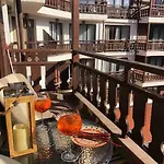 Breathtaking Mountain View 3 Bedrooms Apartment *