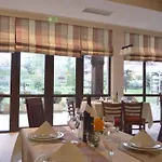 Breathtaking Mountain View 3 Bedrooms Apartment *