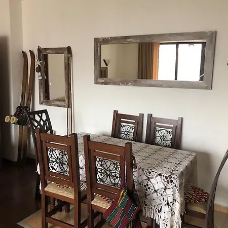 아파트 Breathtaking Mountain View 3 Bedrooms 반스코