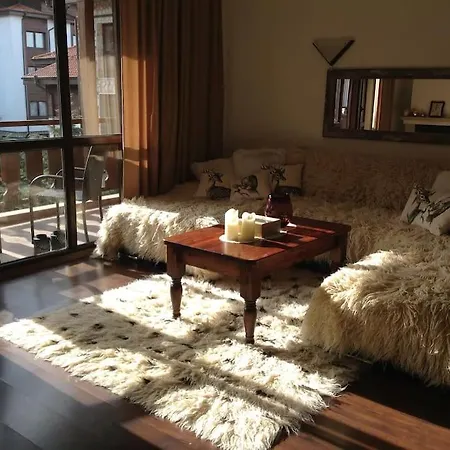 Breathtaking Mountain View 3 Bedrooms *