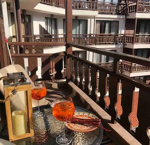 Breathtaking Mountain View 3 Bedrooms Apartment *