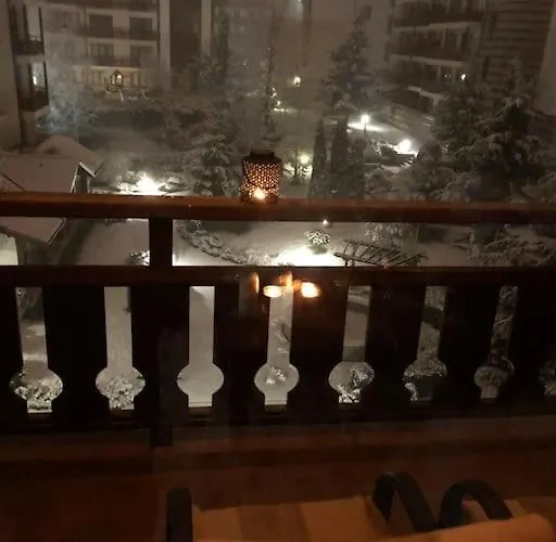 Breathtaking Mountain View 3 Bedrooms *