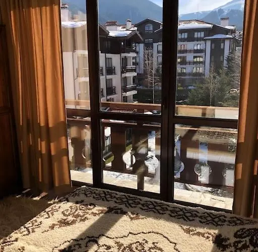 Breathtaking Mountain View 3 Bedrooms *