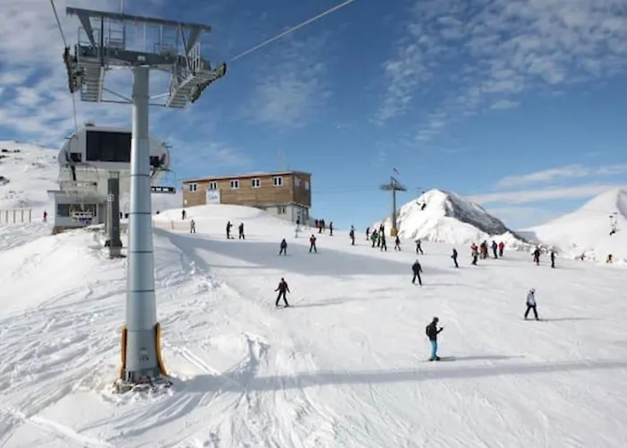 Breathtaking Mountain View 3 Bedrooms Apartman *